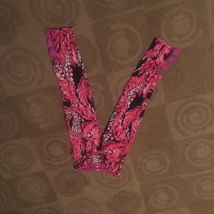 Lilly leggings with leg ankle cutouts